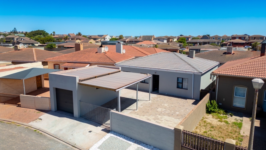 3 Bedroom Property for Sale in Bluewater Bay Western Cape